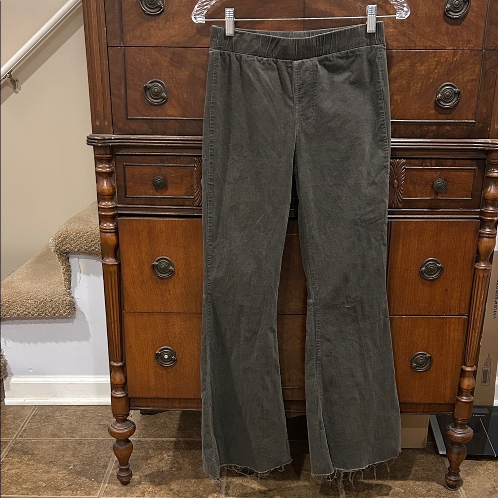 Wishlist Fine Cord Pull on Wide Leg Raw Hem Flare Pants Women's Size S